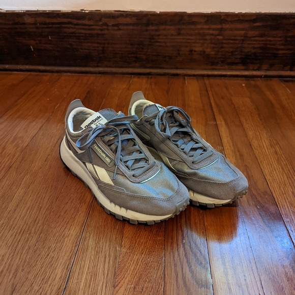 Reebok Shoes - Reebok Classic Leather Legacy